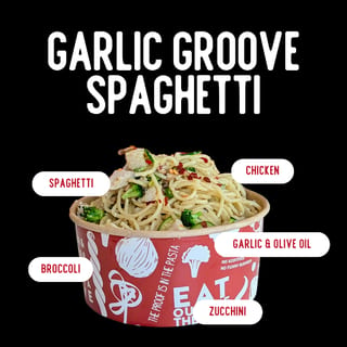 Garlic Groove Spaghetti: chicken, broccoli, mushrooms, zucchini, garlic & olive oil